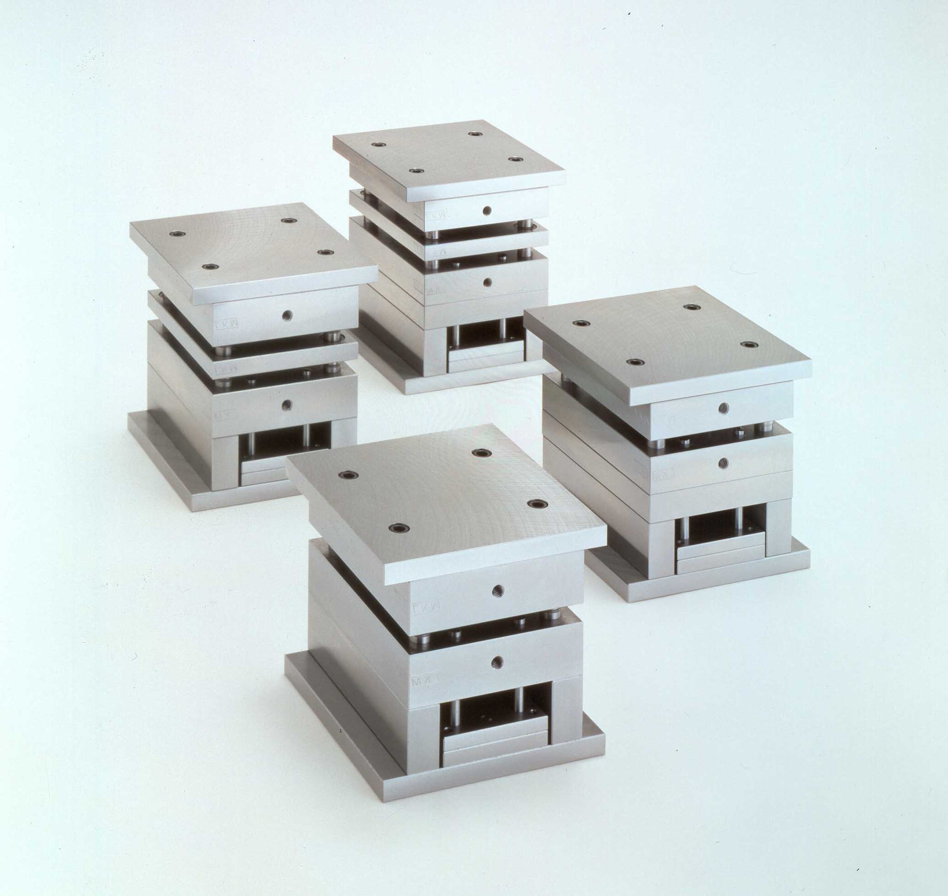 S136H高耐磨抗腐蝕預硬鏡面模具鋼材