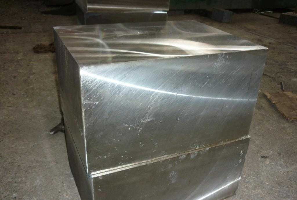 NAK80預(yù)硬鏡面精密塑料精密模具鋼